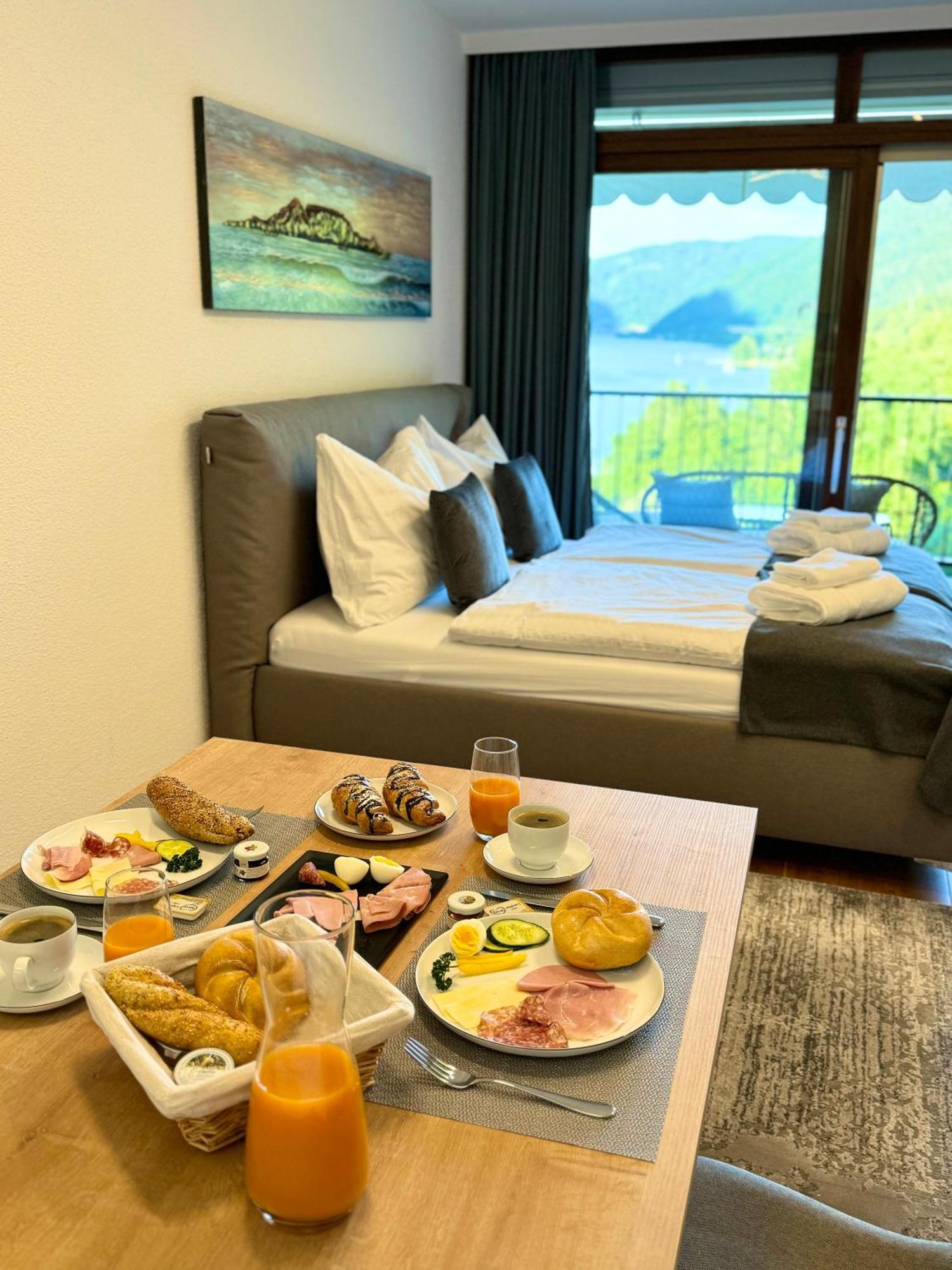 Apartment Am Ossiacher See Mit Seeblick Landskron Exterior foto
